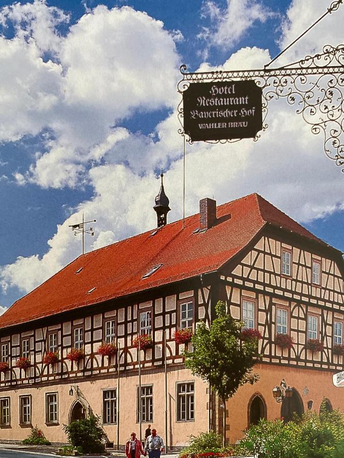 Akzent Bayerischer Hof Münnerstadt Buitenkant foto