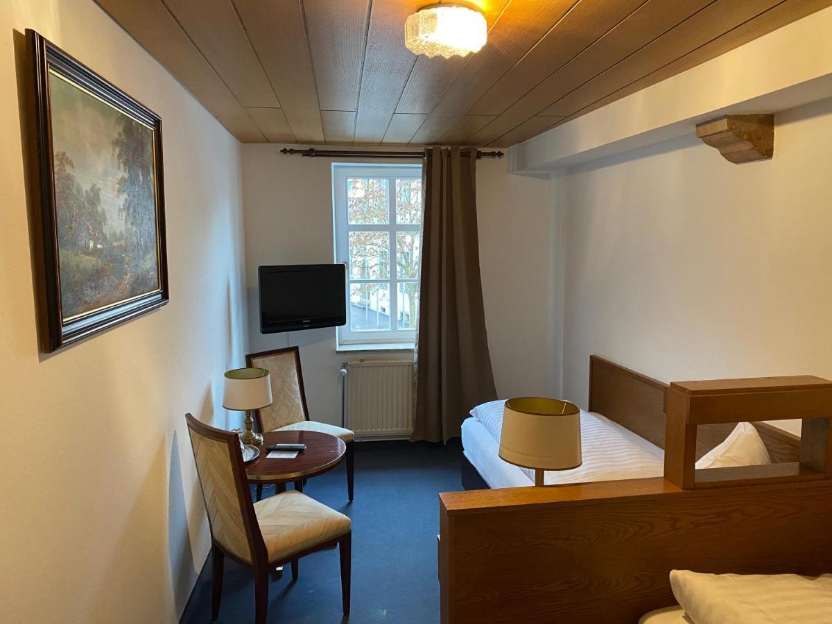 Akzent Bayerischer Hof Münnerstadt Buitenkant foto